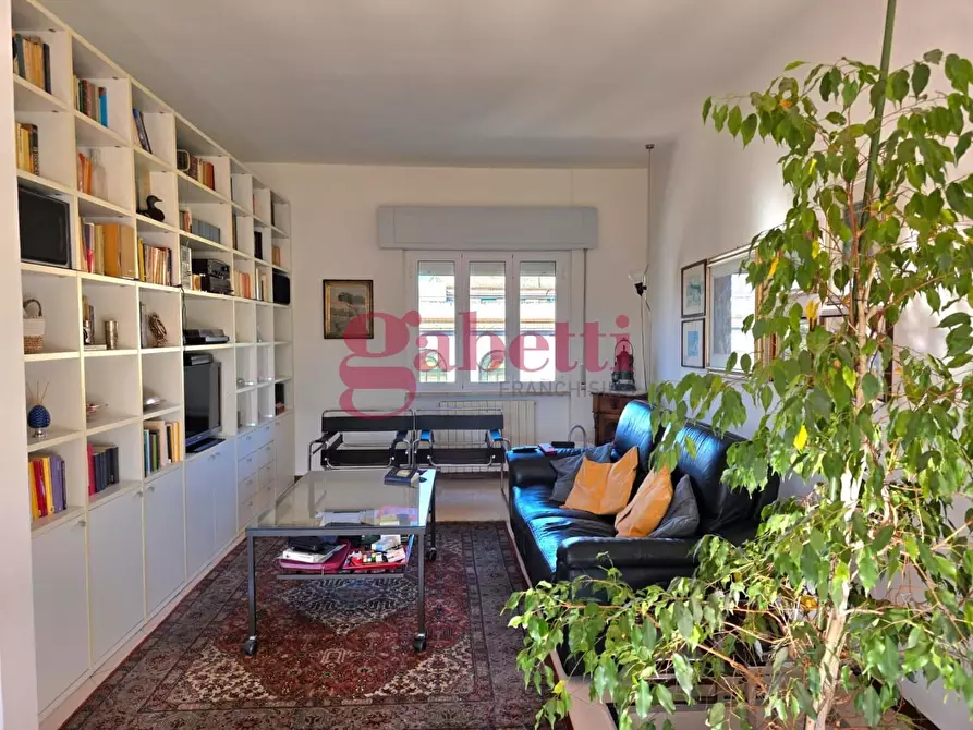 Immagine 12 di Mansarda in vendita  a Pisa