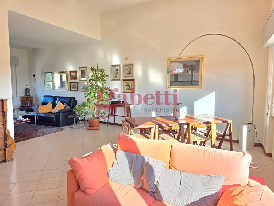 Immagine 7 di Mansarda in vendita  a Pisa