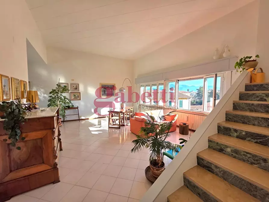 Immagine 3 di Mansarda in vendita  a Pisa