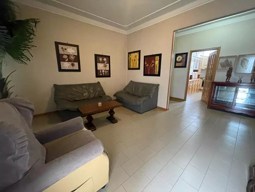 Immagine 8 di Appartamento in vendita  a Carrara