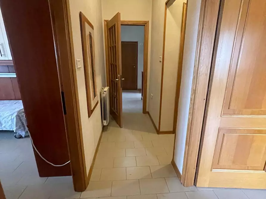 Immagine 5 di Appartamento in vendita  a Carrara