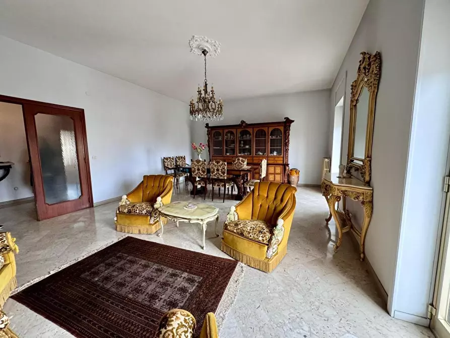 Immagine 5 di Appartamento in vendita  a Calimera