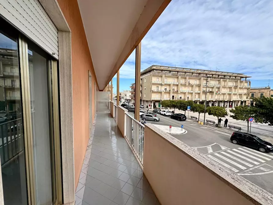 Immagine 37 di Appartamento in vendita  a Calimera