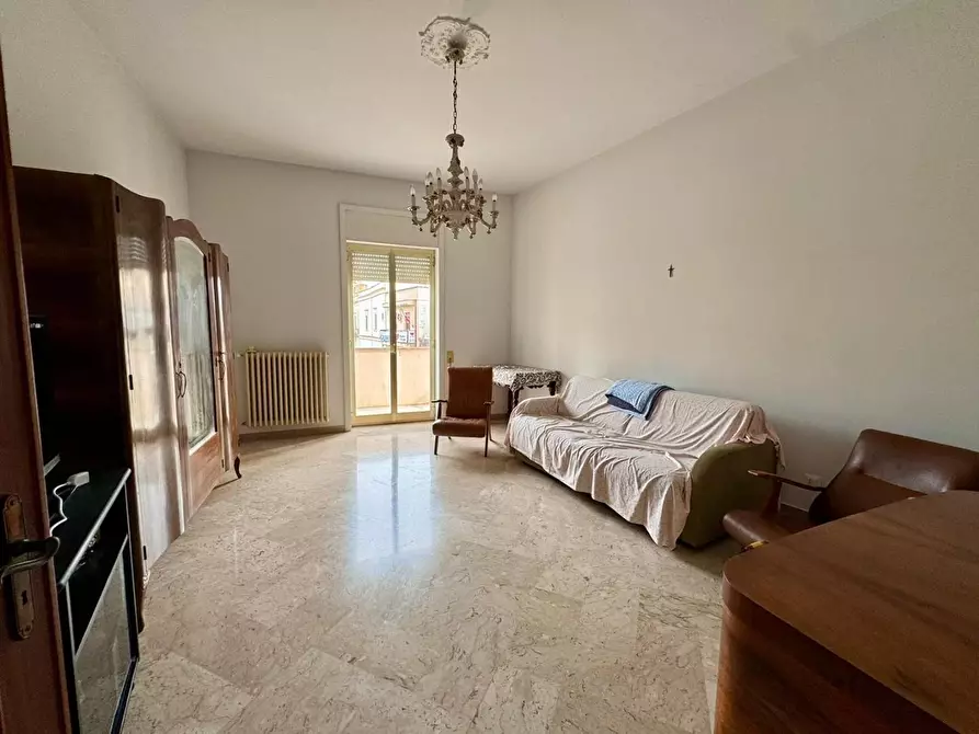 Immagine 21 di Appartamento in vendita  a Calimera