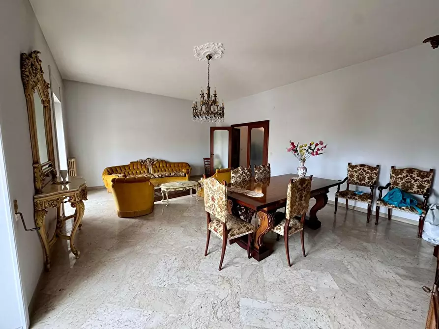 Immagine 9 di Appartamento in vendita  a Calimera