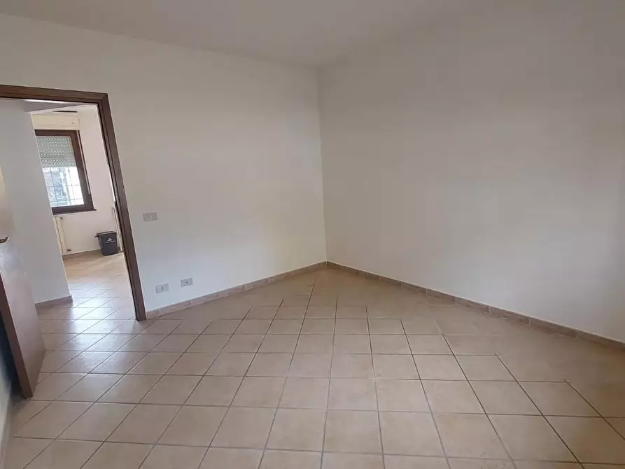 Immagine 5 di Appartamento in vendita  a Pontedera