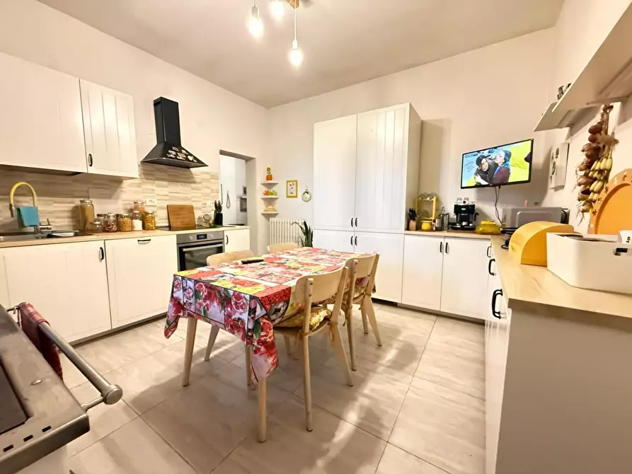 Immagine 40 di Villa in vendita  a Collesalvetti