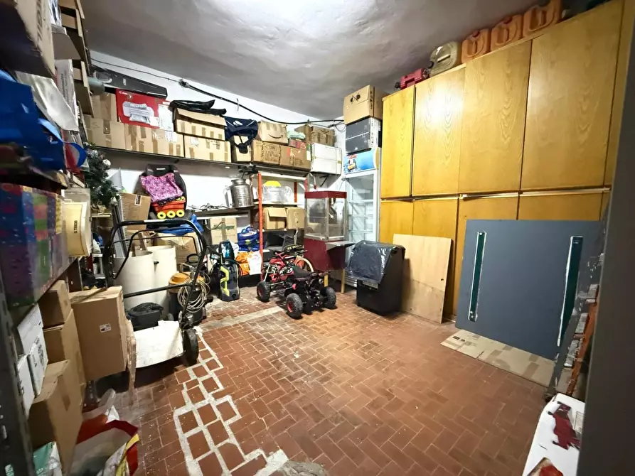 Immagine 69 di Villa in vendita  a Collesalvetti