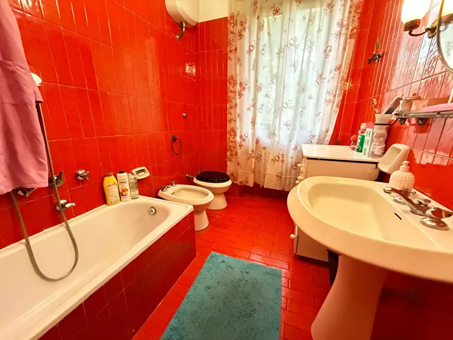 Immagine 25 di Villa in vendita  a Collesalvetti