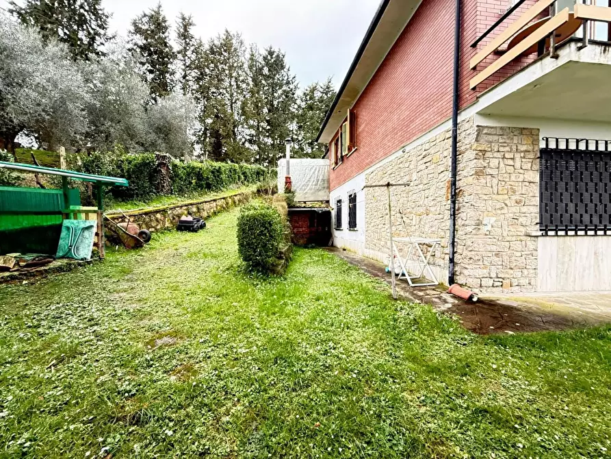 Immagine 56 di Villa in vendita  a Collesalvetti