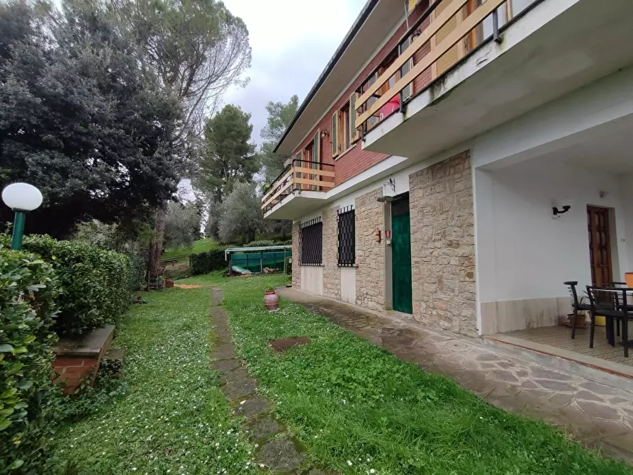 Immagine 58 di Villa in vendita  a Collesalvetti