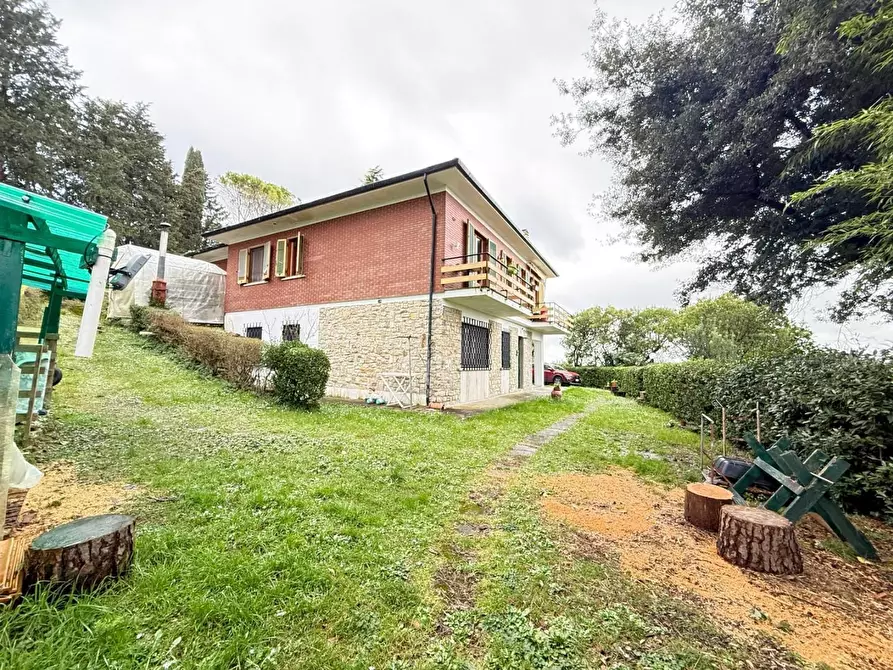 Immagine 53 di Villa in vendita  a Collesalvetti