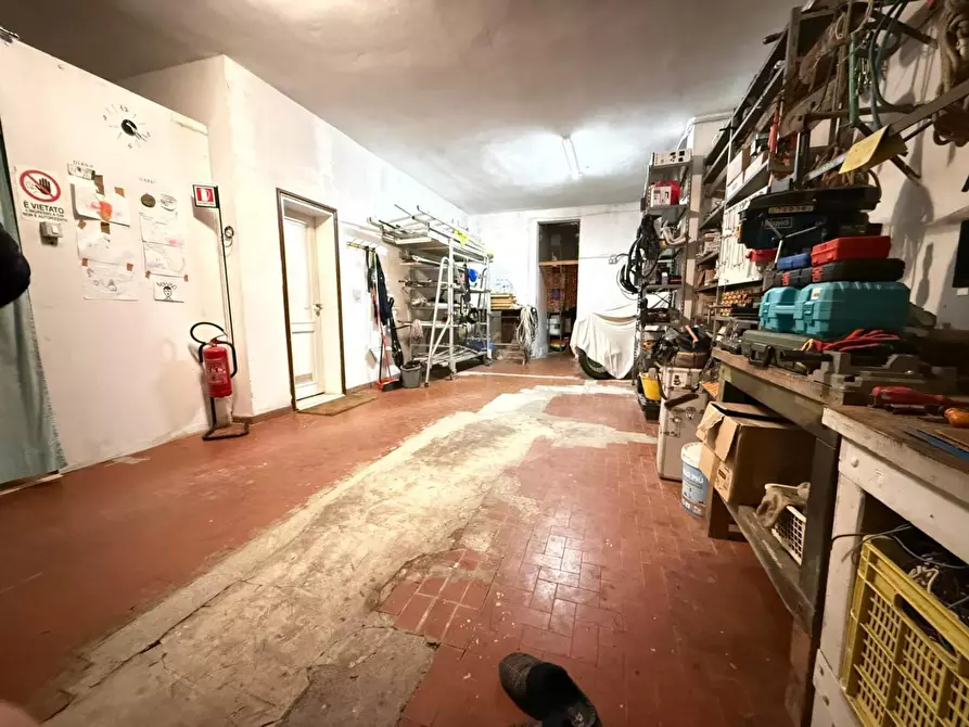 Immagine 67 di Villa in vendita  a Collesalvetti