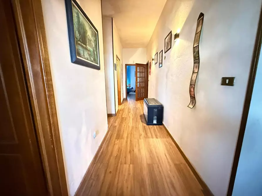 Immagine 20 di Villa in vendita  a Collesalvetti