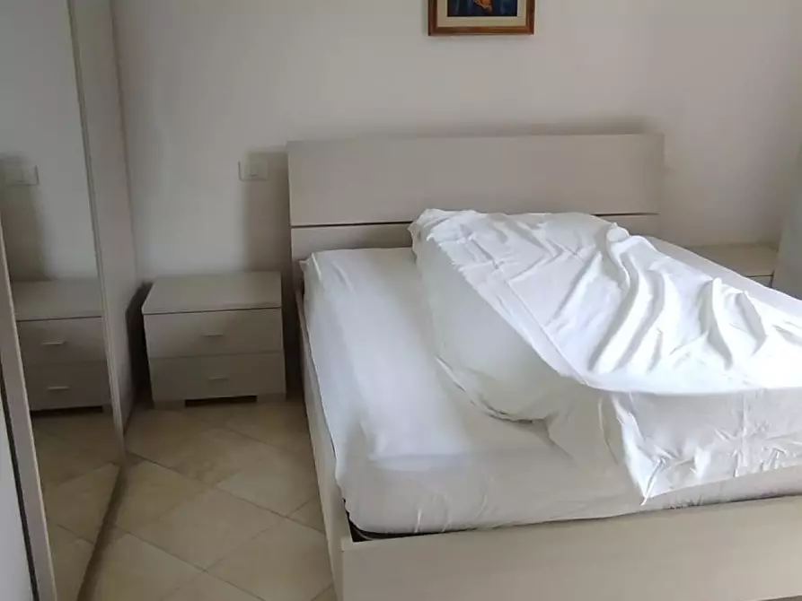 Immagine 12 di Appartamento in vendita  a Viareggio