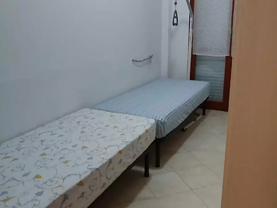 Immagine 9 di Appartamento in vendita  a Viareggio