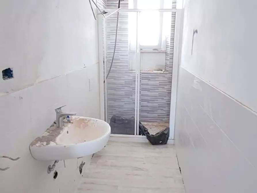 Immagine 6 di Appartamento in vendita  a Viareggio