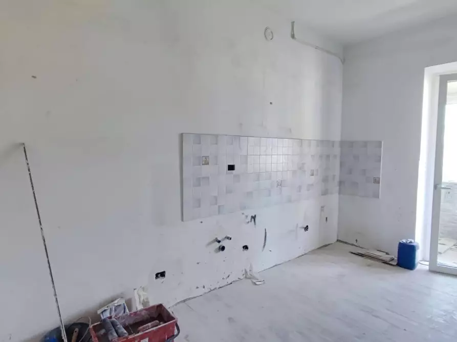 Immagine 3 di Appartamento in vendita  a Viareggio