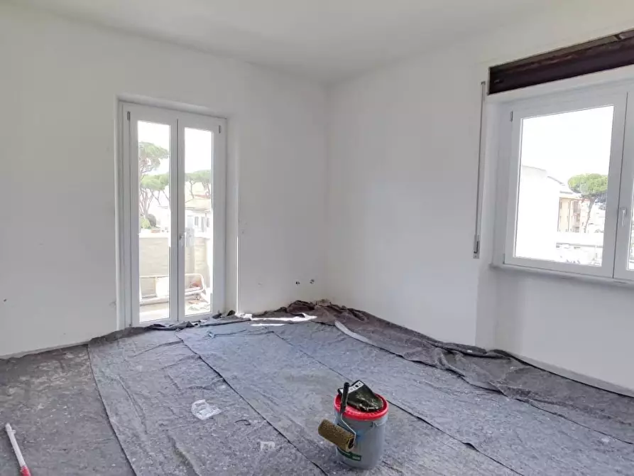 Immagine 2 di Appartamento in vendita  a Viareggio