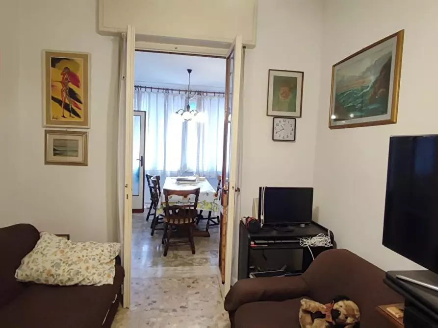Immagine 8 di Villa in vendita  a Viareggio