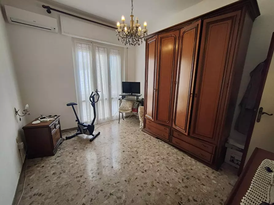 Immagine 15 di Villa in vendita  a Viareggio