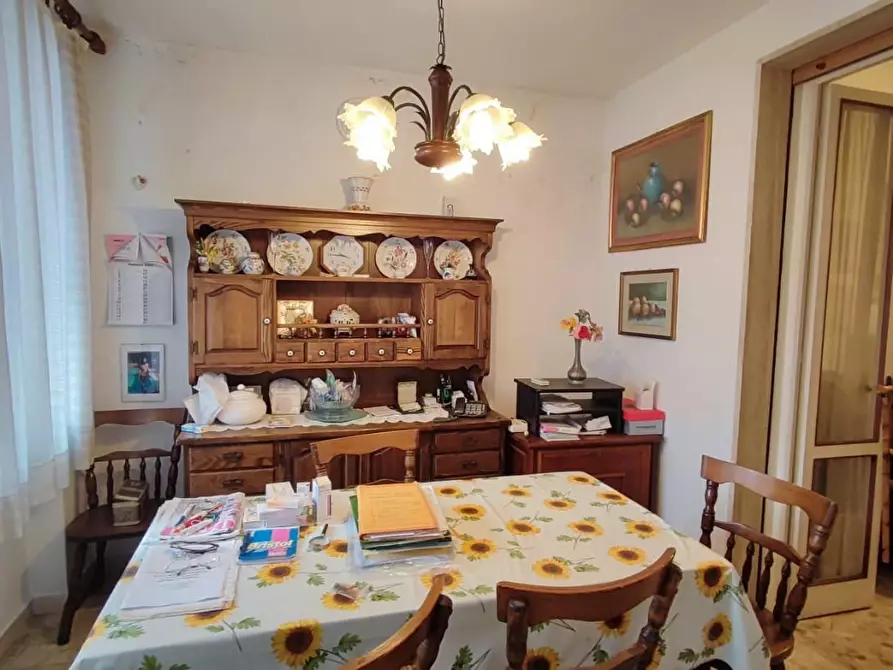 Immagine 5 di Villa in vendita  a Viareggio