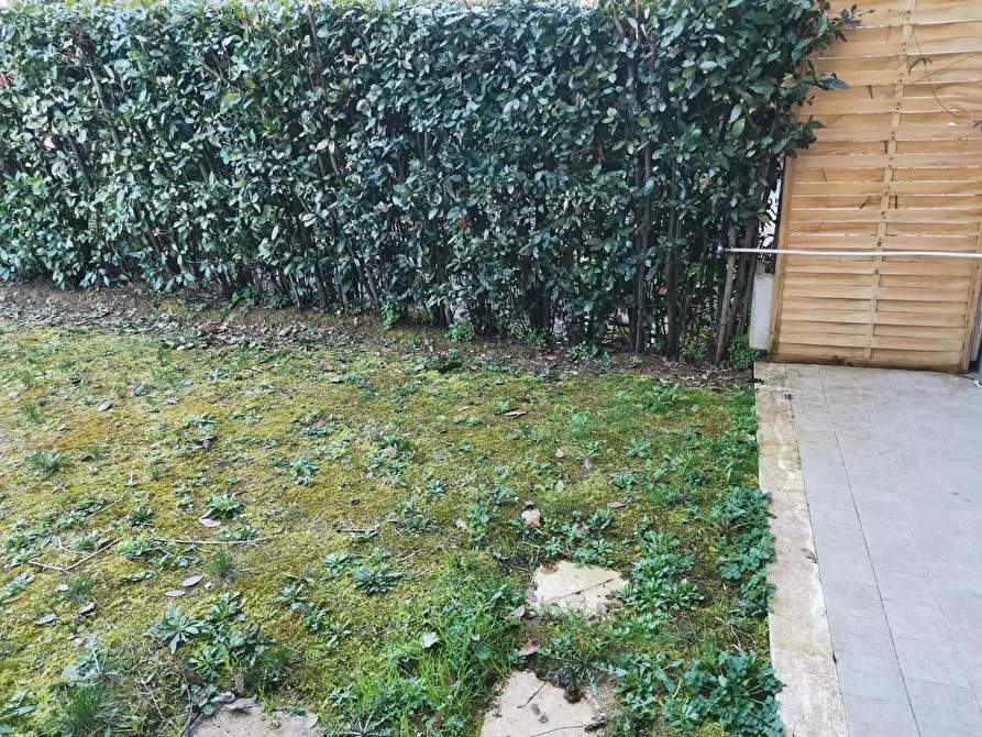 Immagine 17 di Appartamento in vendita  a Colle Di Val D'elsa