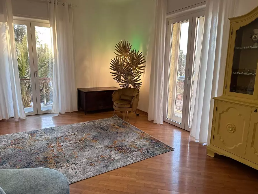 Immagine 9 di Appartamento in affitto  a Pietrasanta