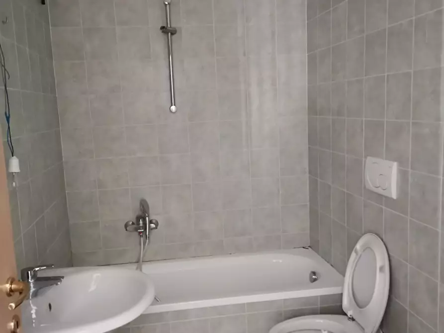 Immagine 18 di Appartamento in vendita  a Colle Di Val D'elsa