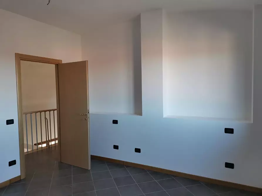 Immagine 12 di Appartamento in vendita  a Colle Di Val D'elsa