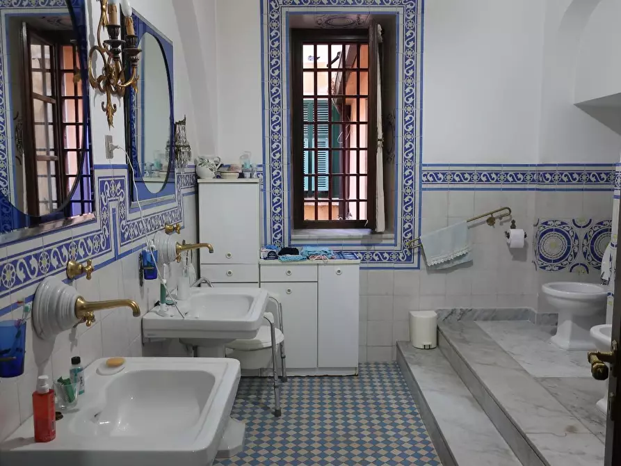 Immagine 9 di Appartamento in vendita  a Carrara