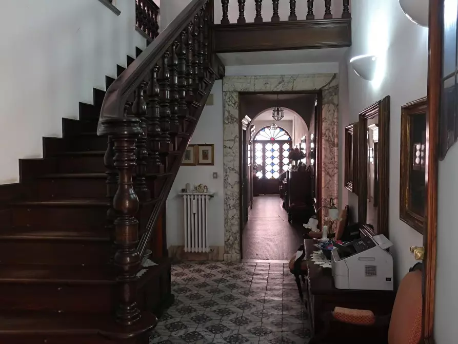 Immagine 8 di Appartamento in vendita  a Carrara