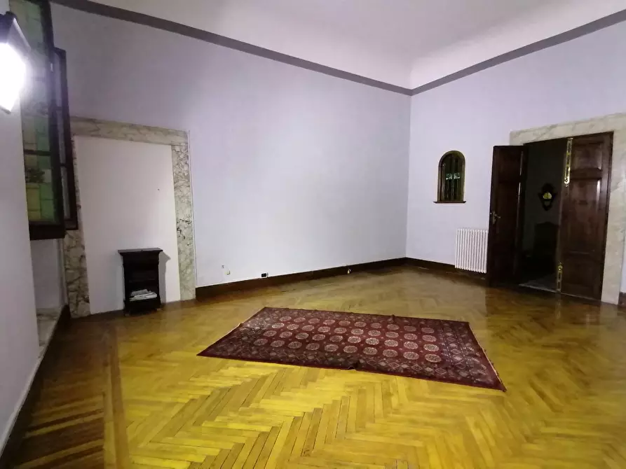 Immagine 14 di Appartamento in vendita  a Carrara