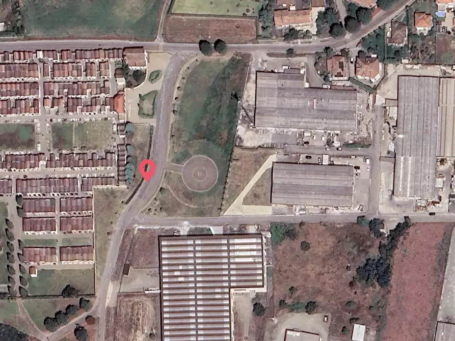 Immagine 10 di Capannone industriale in vendita  a Sale