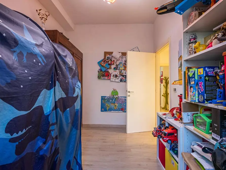 Immagine 17 di Appartamento in vendita  a Livorno