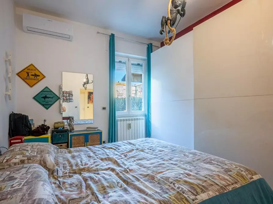 Immagine 21 di Appartamento in vendita  a Livorno