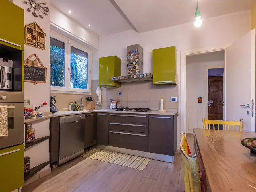 Immagine 25 di Appartamento in vendita  a Livorno