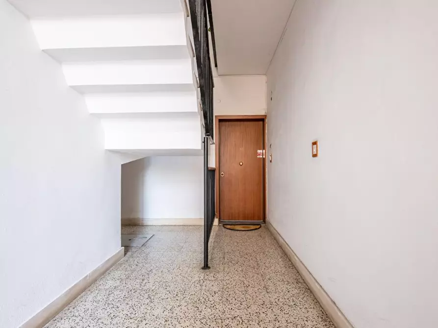 Immagine 32 di Appartamento in vendita  a Livorno