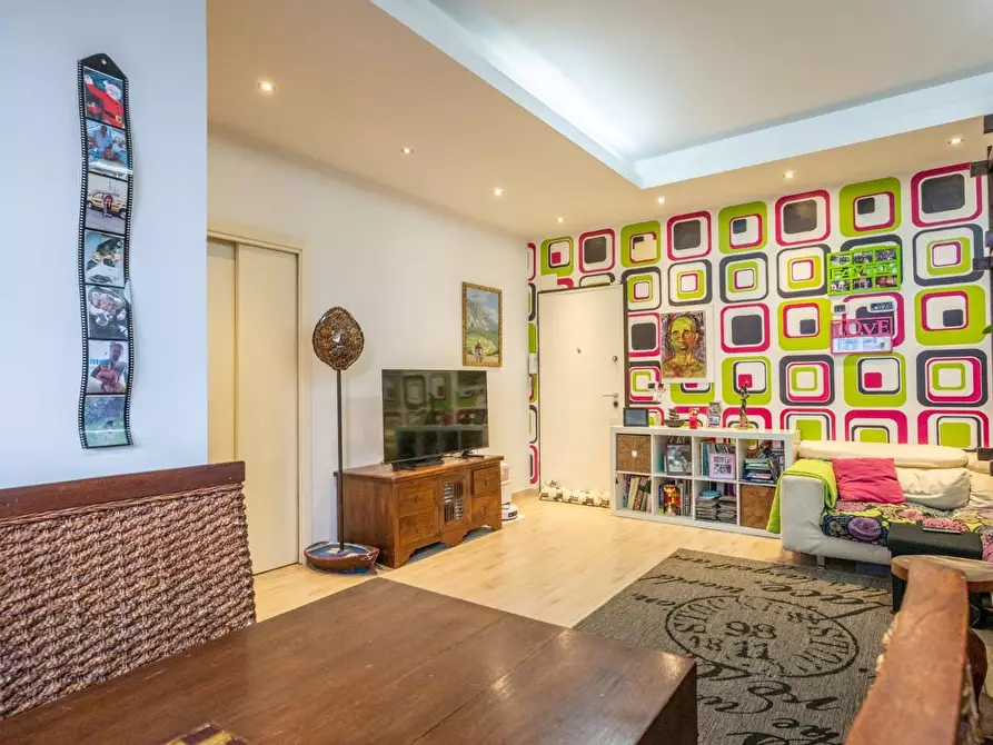 Immagine 11 di Appartamento in vendita  a Livorno