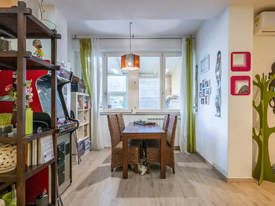 Immagine 10 di Appartamento in vendita  a Livorno