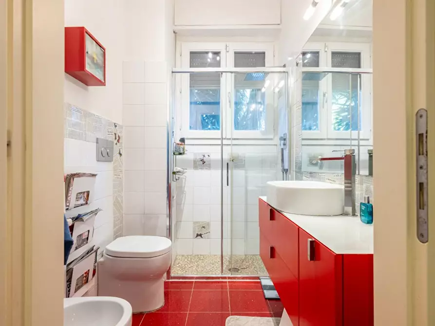 Immagine 18 di Appartamento in vendita  a Livorno