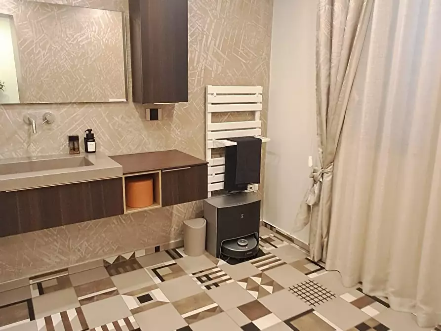 Immagine 31 di Casa trifamiliare in vendita  a Montescudaio