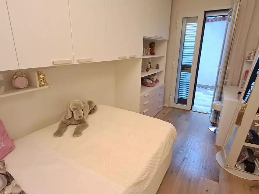 Immagine 40 di Casa trifamiliare in vendita  a Montescudaio