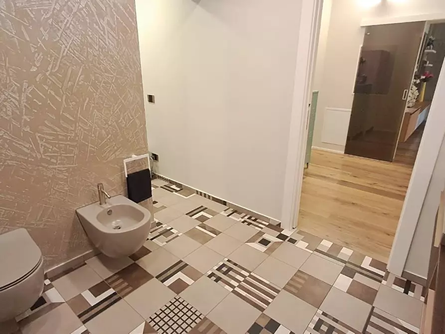 Immagine 33 di Casa trifamiliare in vendita  a Montescudaio