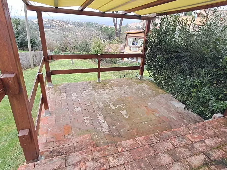 Immagine 48 di Casa trifamiliare in vendita  a Montescudaio