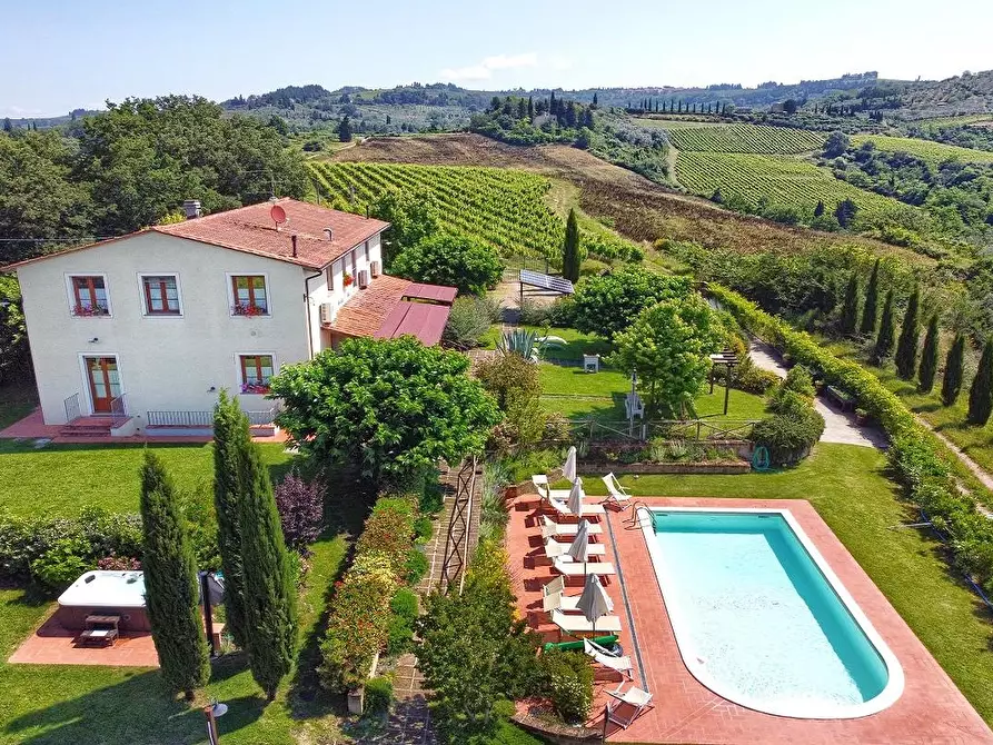 Immagine 1 di Casa colonica in vendita  a Certaldo