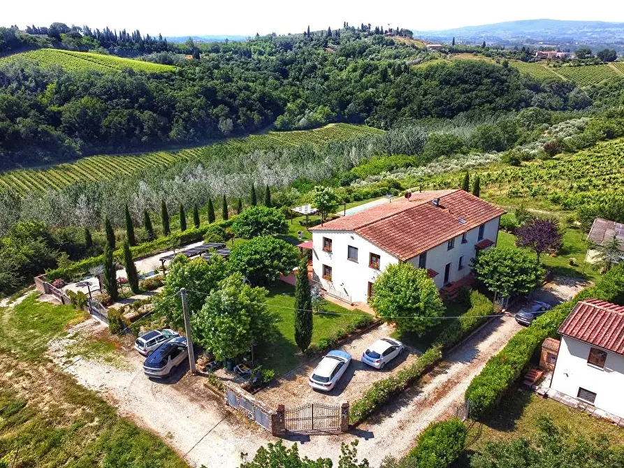 Immagine 4 di Casa colonica in vendita  a Certaldo