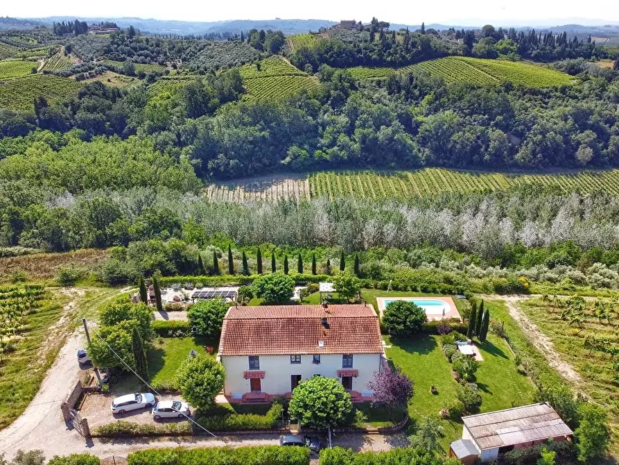 Immagine 2 di Casa colonica in vendita  a Certaldo