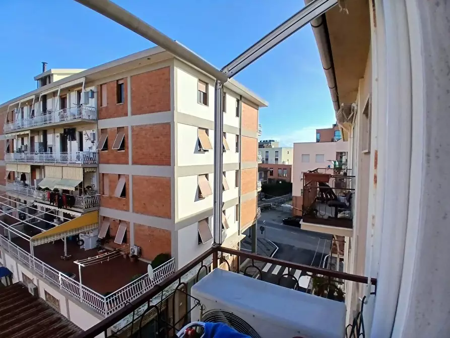 Immagine 12 di Appartamento in vendita  a Campiglia Marittima