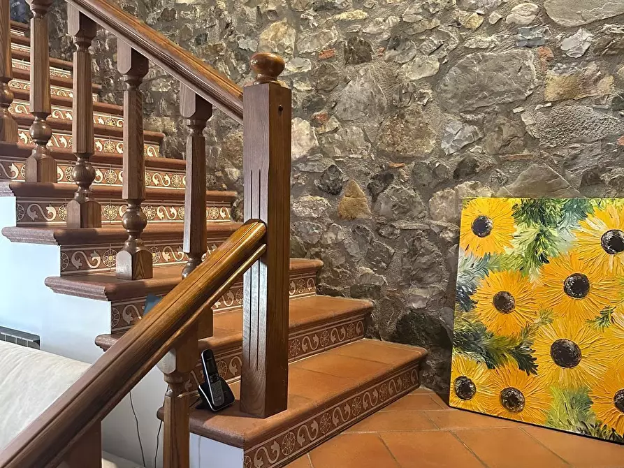 Immagine 19 di Villa in vendita  a Siena